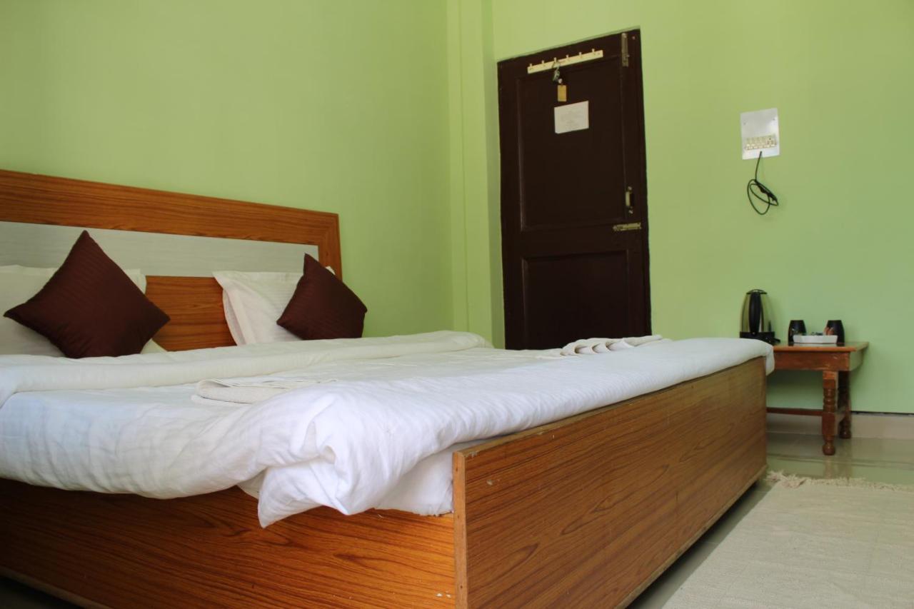 Hostel Who Needs Map Mcleodganj McLeod Ganj Exteriör bild