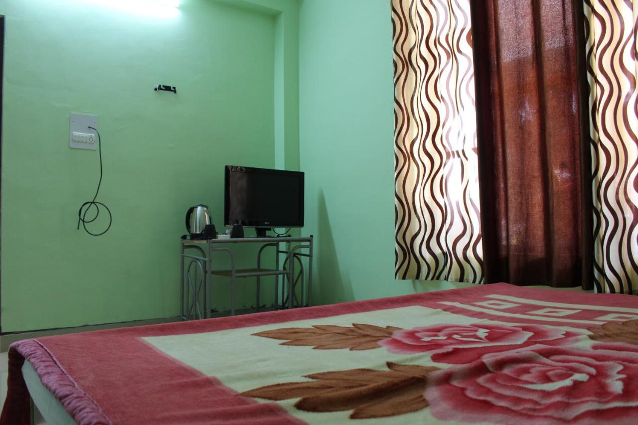 Hostel Who Needs Map Mcleodganj McLeod Ganj Exteriör bild