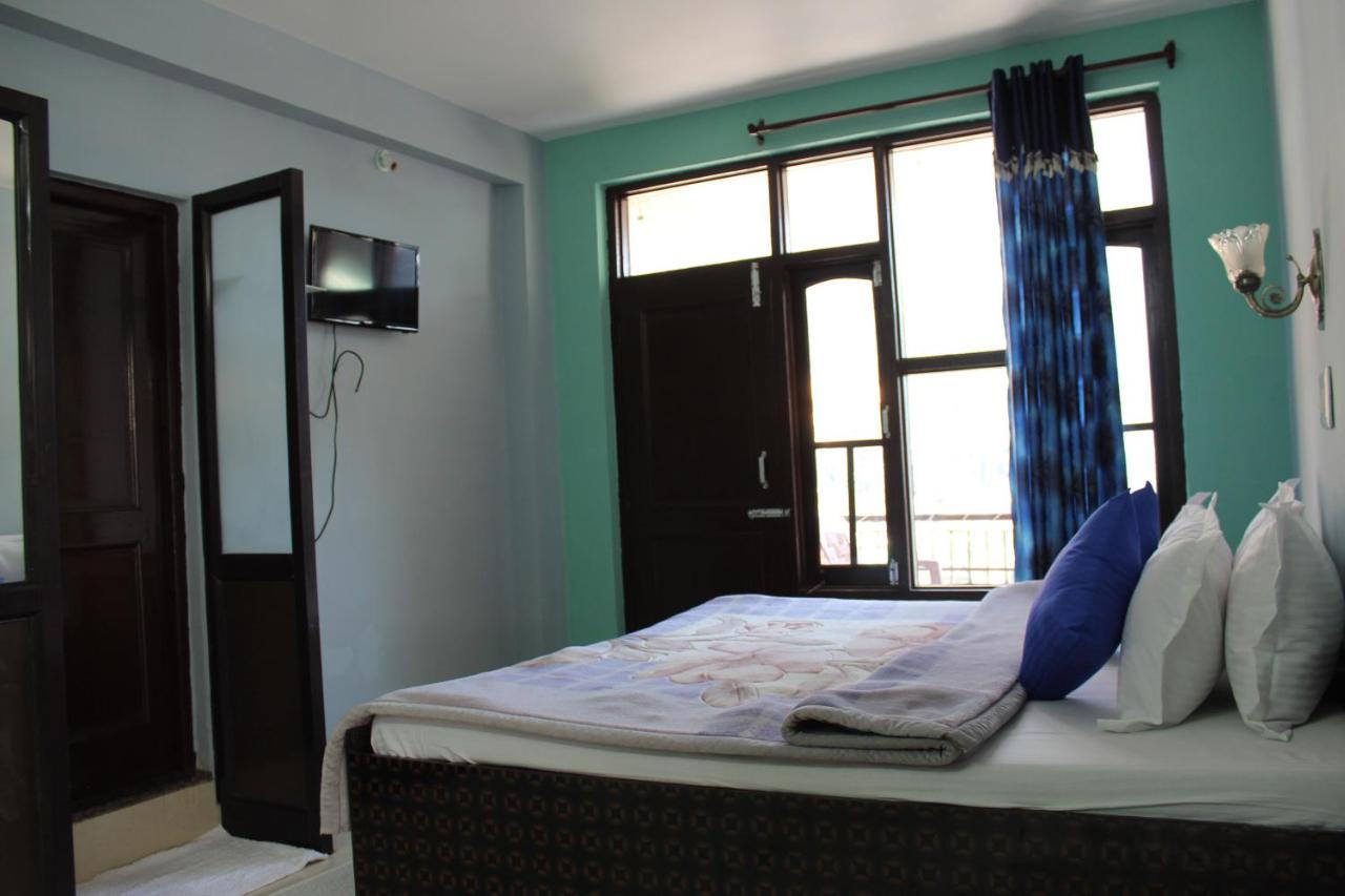 Hostel Who Needs Map Mcleodganj McLeod Ganj Exteriör bild