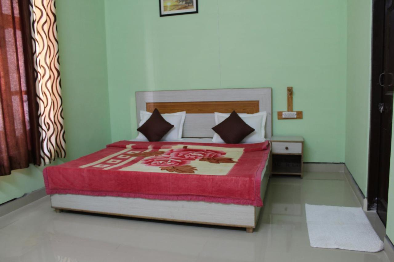 Hostel Who Needs Map Mcleodganj McLeod Ganj Exteriör bild